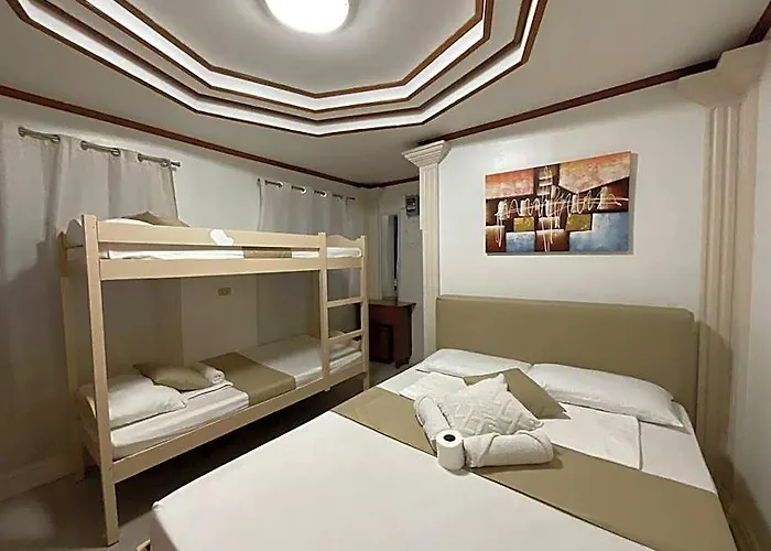 Lisa's Hotel 2*